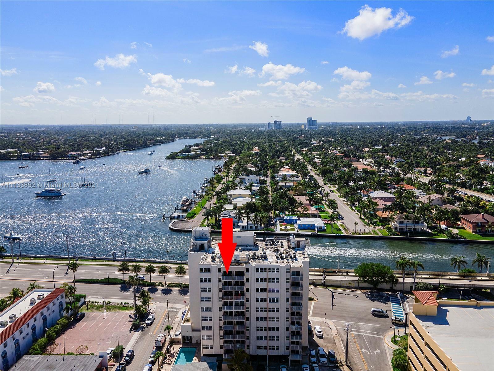 Property Photo:  211 S Ocean Dr 901  FL 33019 