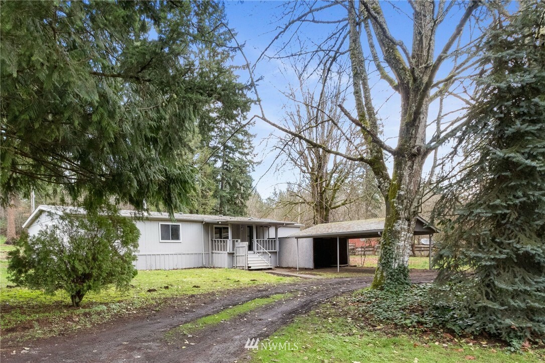 Property Photo:  35705 86th Avenue S  WA 98558 