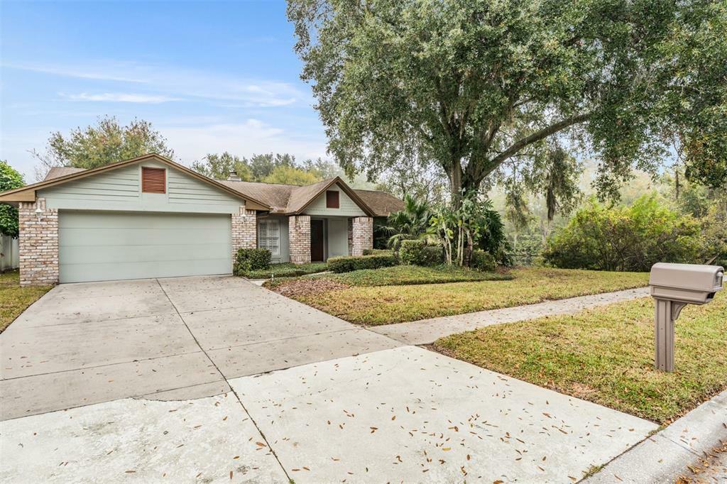 Property Photo:  6207 Eaglebrook Avenue  FL 33625 