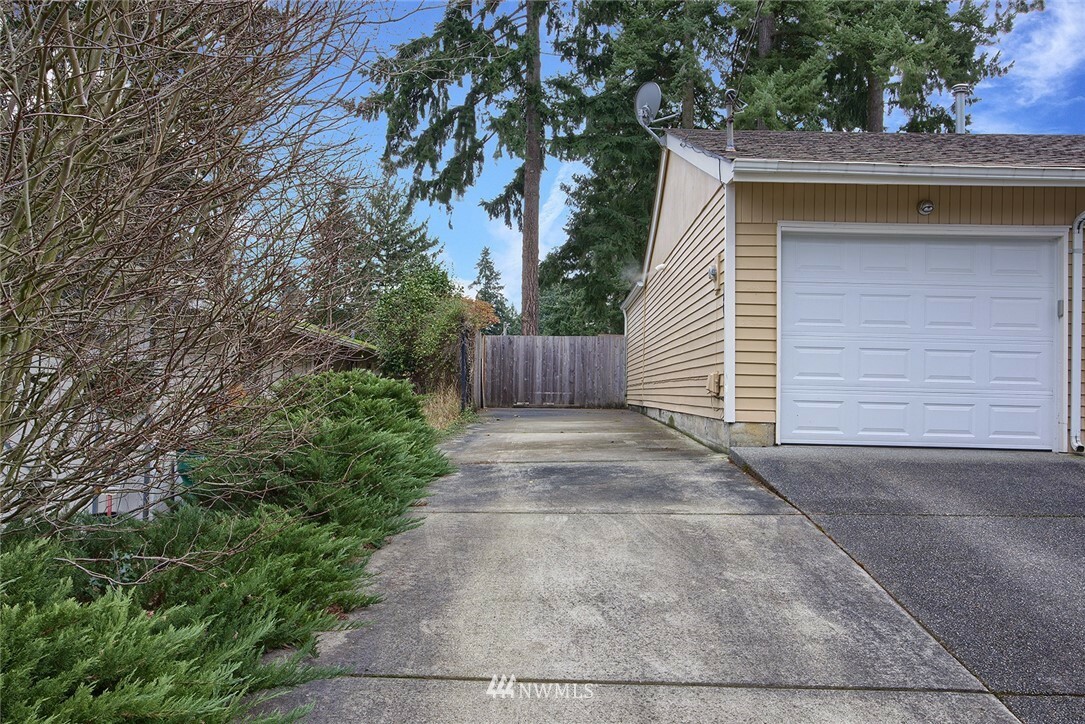 Property Photo:  35626 13th Avenue SW  WA 98023 