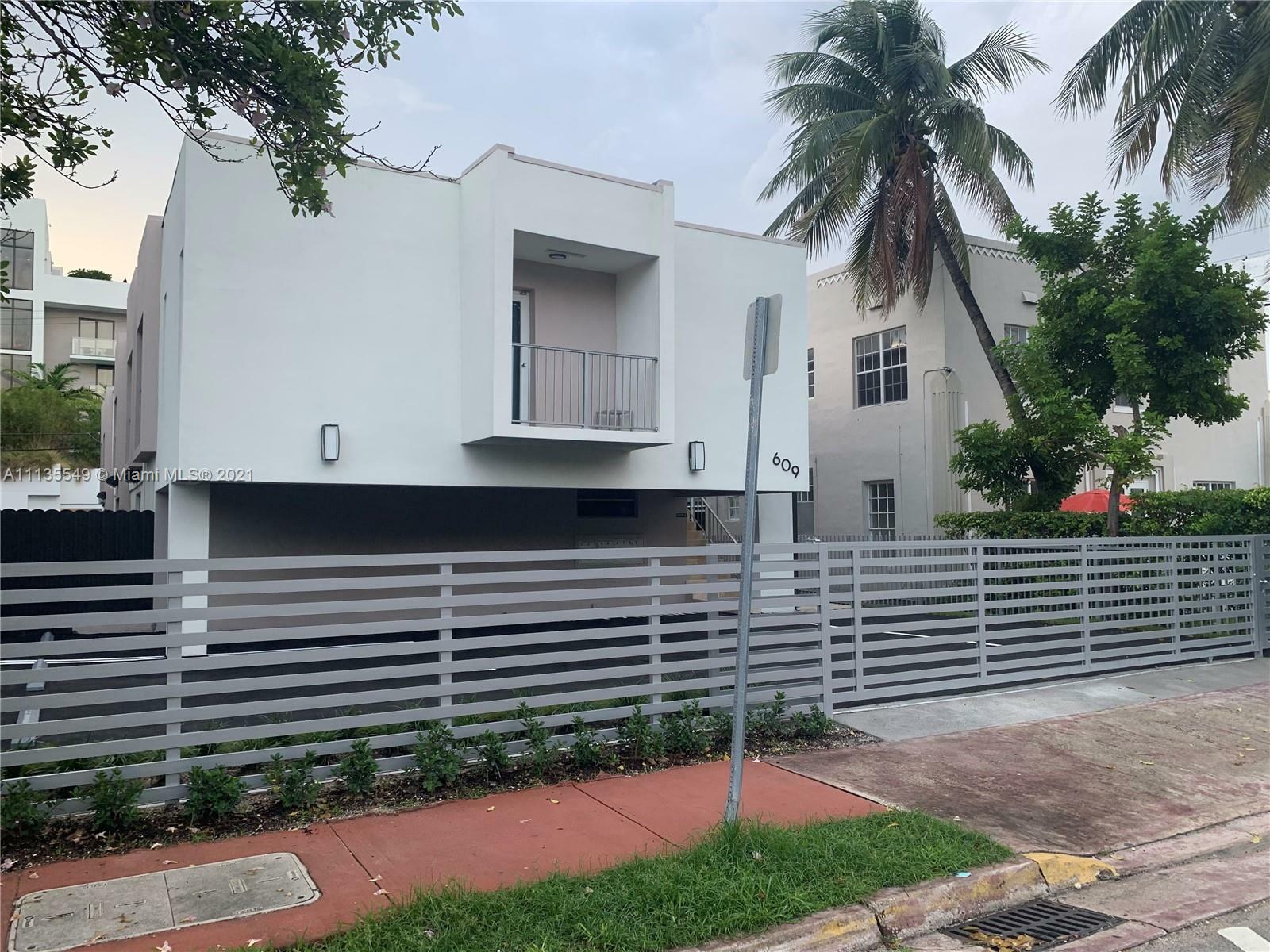 Property Photo: 609 Euclid Ave 3 FL 33139