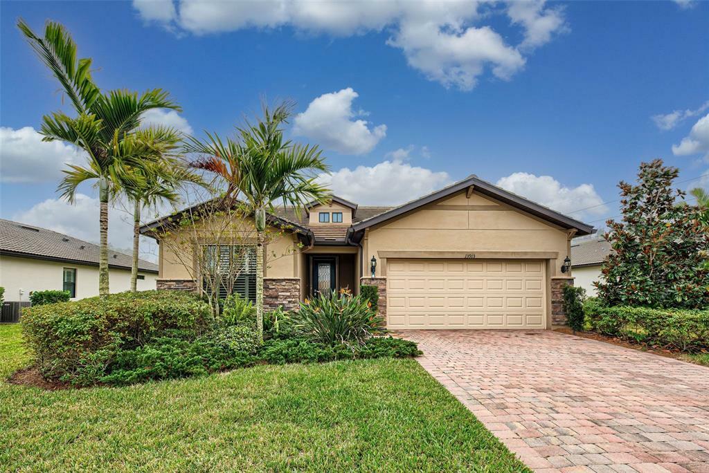 Property Photo:  13913 Sayda Street  FL 34293 