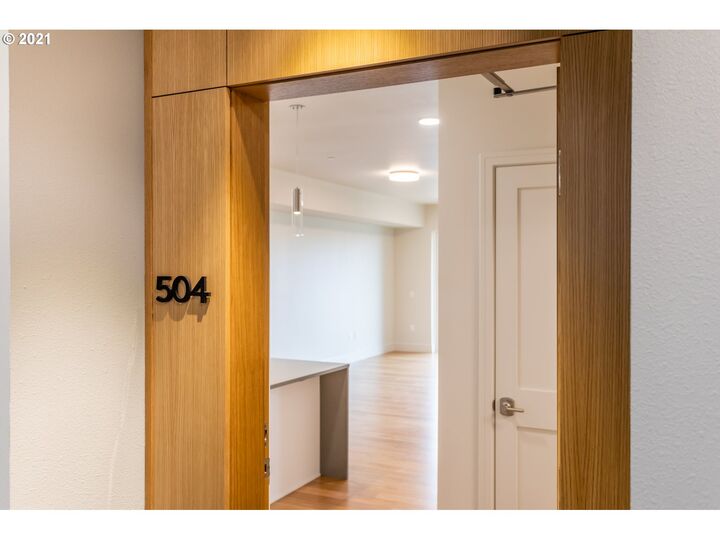 1600 Pearl St 504  Eugene OR 97401 photo