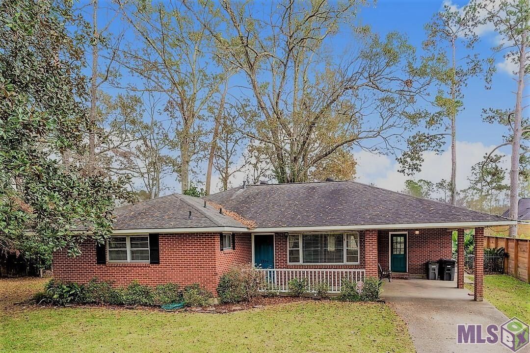Property Photo:  1334 Highland Park Dr  LA 70808 