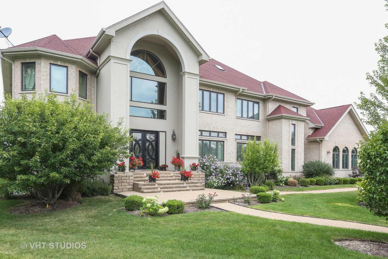 Property Photo:  3304 Kanan Court  IL 60523 