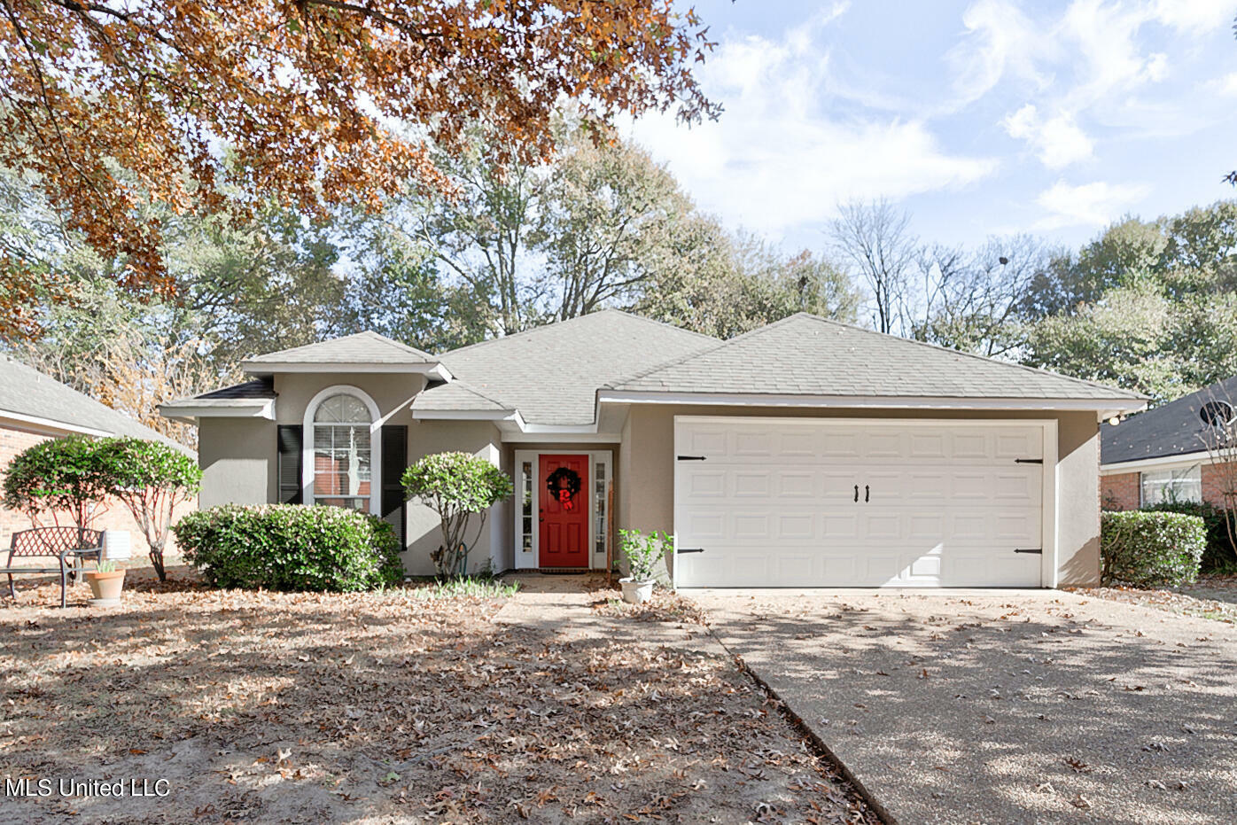 Property Photo:  547 Brookstone Drive  MS 39110 