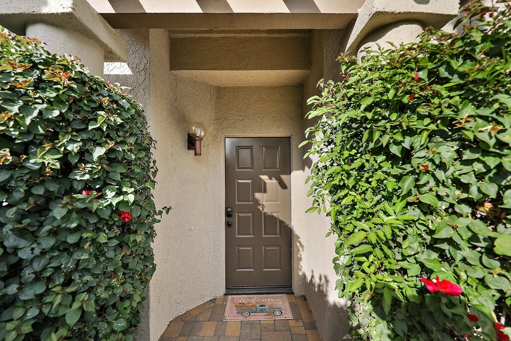 Property Photo:  38573 Nasturtium Way  CA 92211 