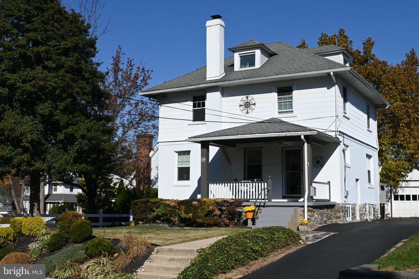 Property Photo: 23 W Knowles Avenue PA 19036