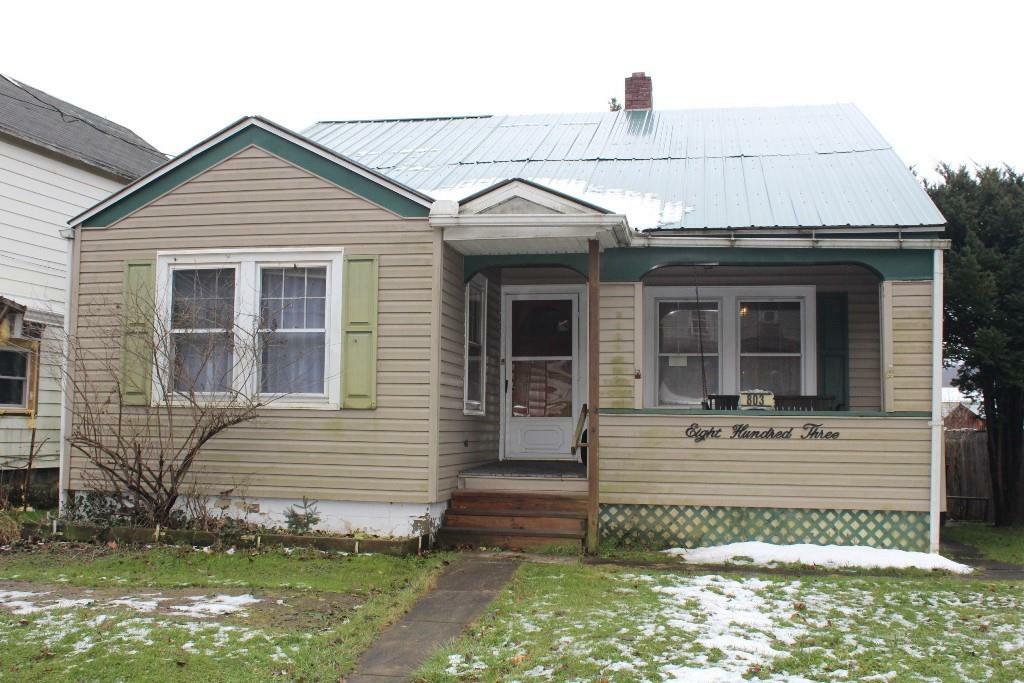 Property Photo:  803 E Main Street  PA 16354 