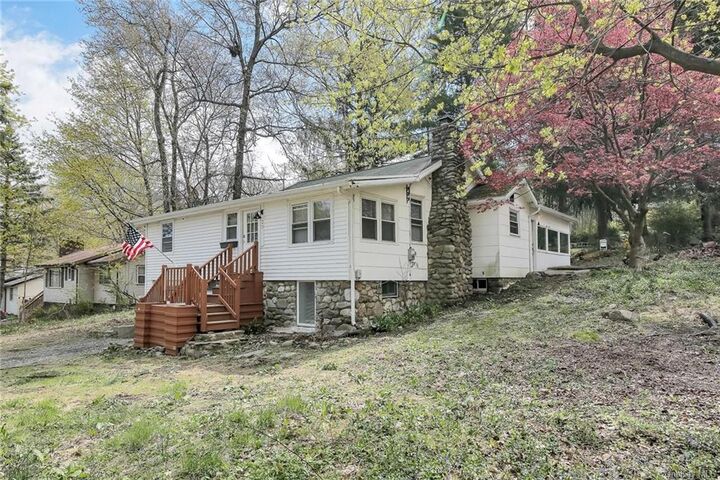 27 Laurel Trail  Monroe NY 10950 photo