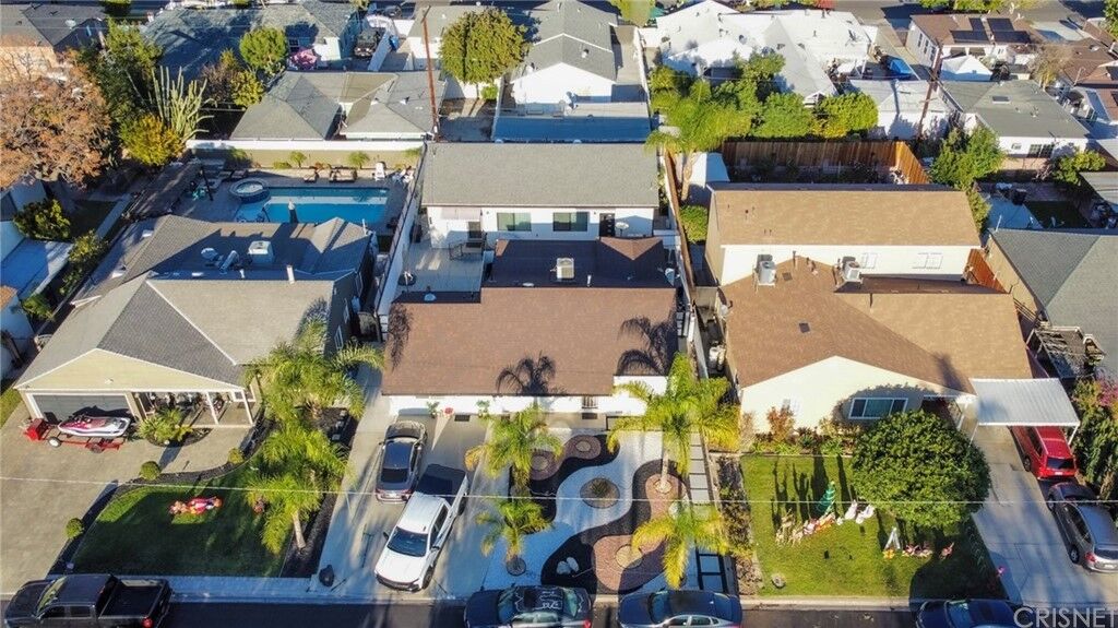 Property Photo: 10107 Colwell Drive CA 91352