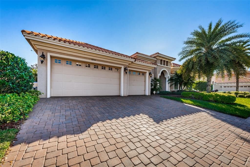 Property Photo:  10714 Ruffino Court  FL 34655 