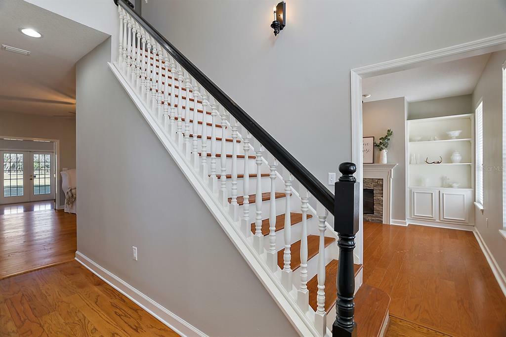 Property Photo: 1543 Oak Glen Court FL 34731