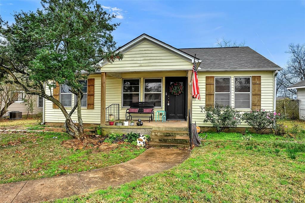 Property Photo:  1312 W Day Street  TX 75020 