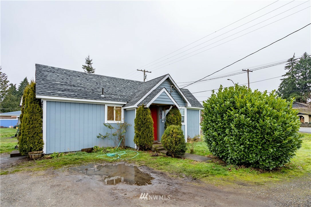 Property Photo:  103 W Alaska Way  WA 98531 