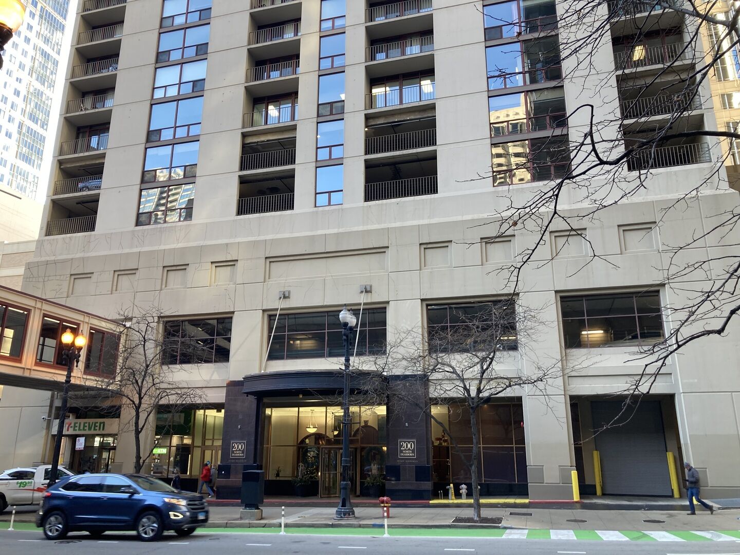 Property Photo:  200 N Dearborn Street 3905  IL 60601 