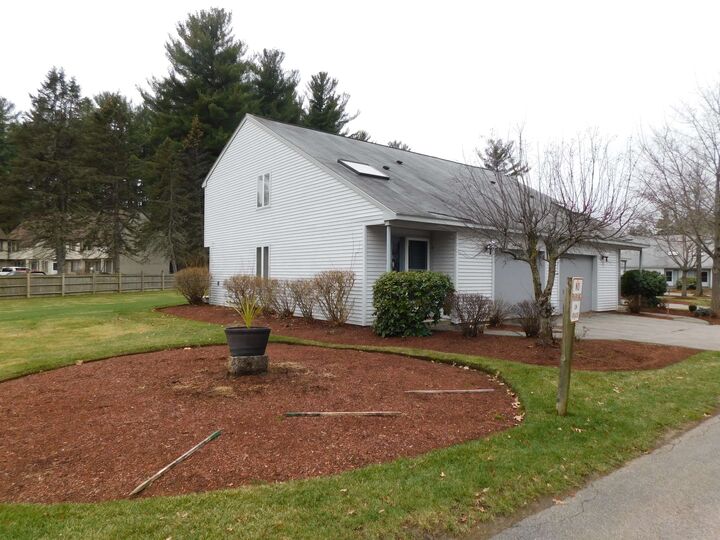 Property Photo: 2 Highland Green NH 03054