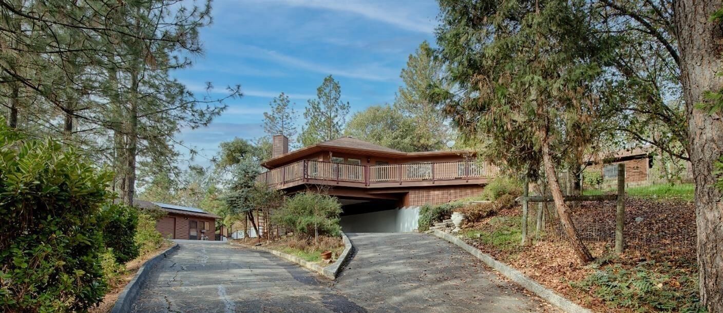 Property Photo: 80 Tall Pines Court CA 95703