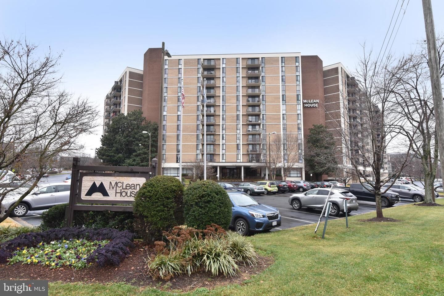 Property Photo:  6800 Fleetwood 302  VA 22101 