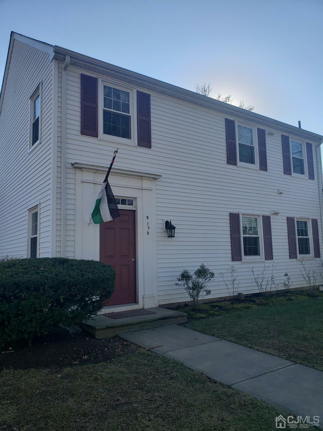 Property Photo:  79 Old Nassau Road N  NJ 08831 