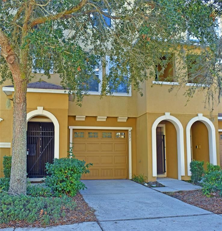 Property Photo:  4891 Tuscan Loon Drive  FL 33619 