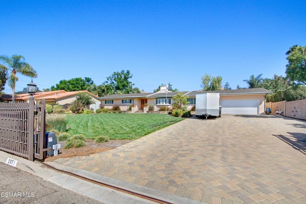 Property Photo:  2871 Howe Road  CA 93065 