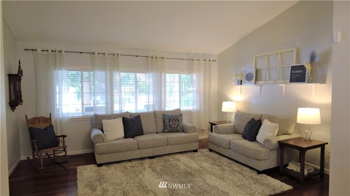Property Photo:  10911  205th Avenue Ct E  WA 98391 