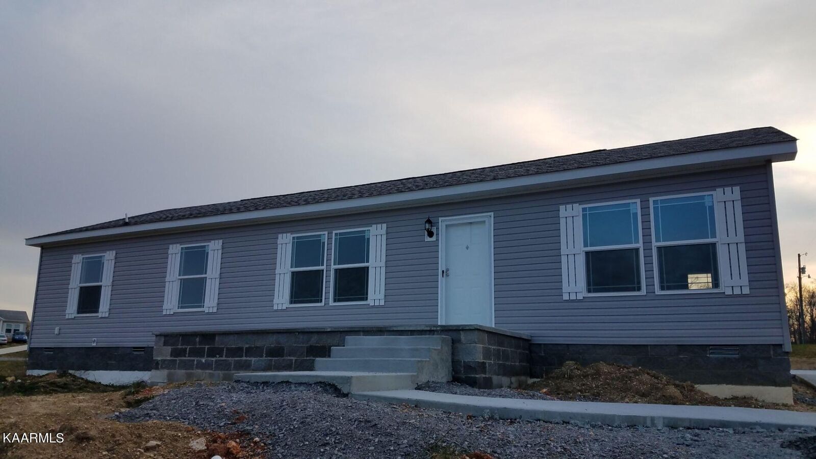 Property Photo: 262 County Rd 312 TN 37874