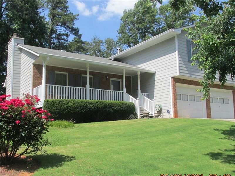 Property Photo: 5942 S Deshon Court GA 30058
