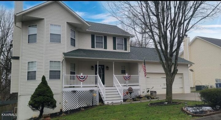 7452 Twin Brooks Blvd  Knoxville TN 37918 photo