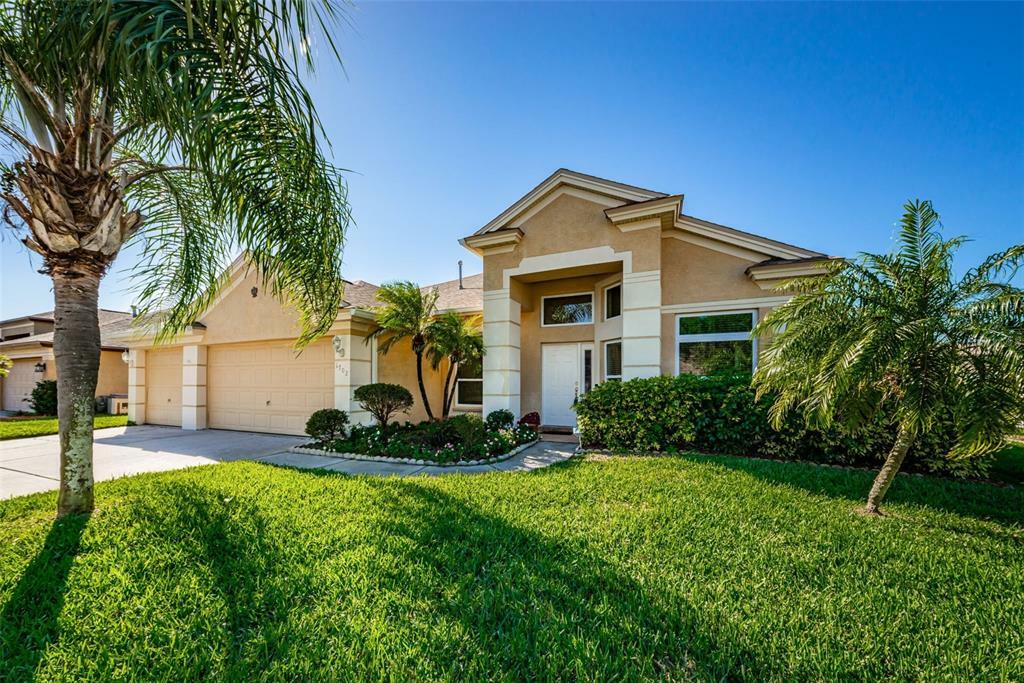 Property Photo:  1702 Longview Lane  FL 34689 