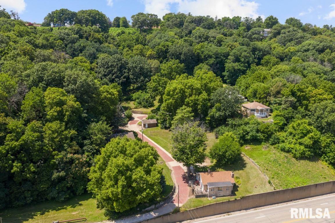 Property Photo:  4221 N Galena Road  IL 61614 