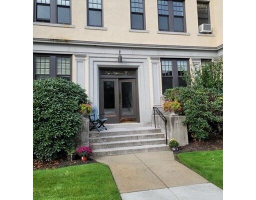 Property Photo:  5 Lewis Rd 5  MA 01890 