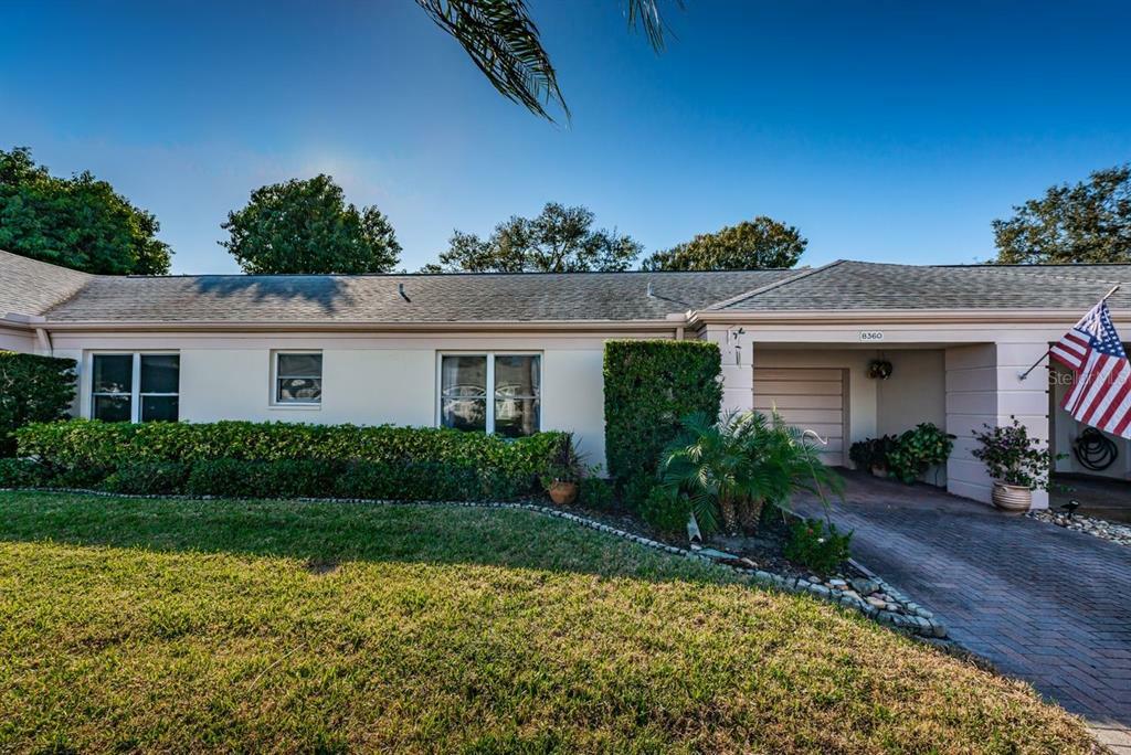 Property Photo:  8360 Candlewood Road 8360  FL 33777 