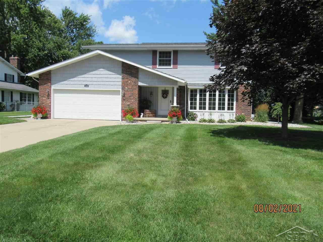 Property Photo:  5220 Overhill  MI 48603 