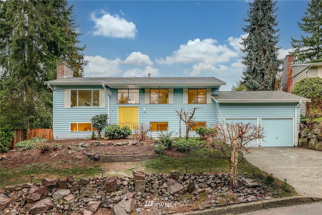 Property Photo:  12849 SE 67th Street  WA 98006 