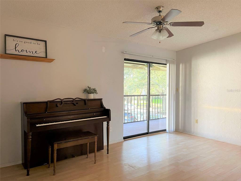 Property Photo:  6012 Laketree Lane B  FL 33617 