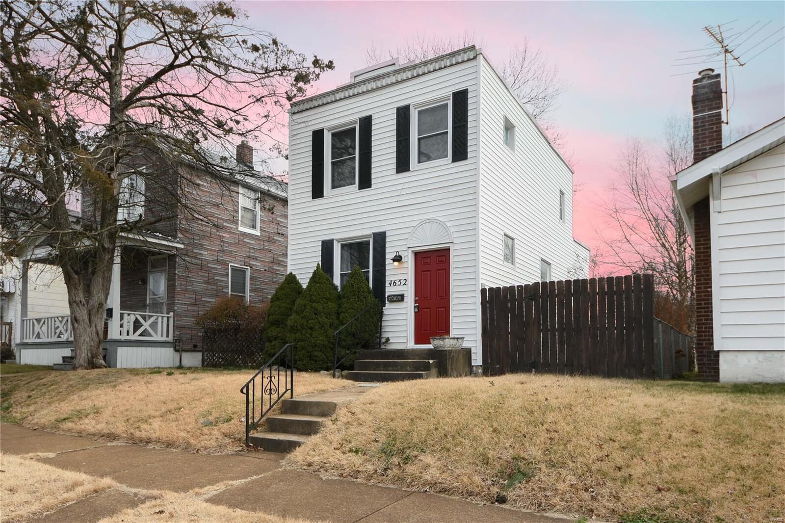 Property Photo: 4652 Adkins Avenue MO 63116