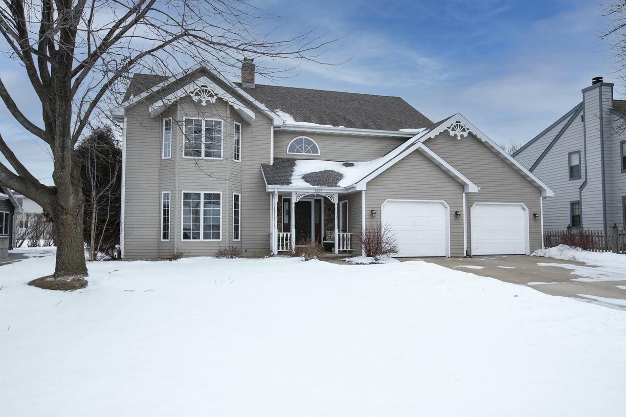 Property Photo:  2308 West Twin Willows Drive  WI 54914 