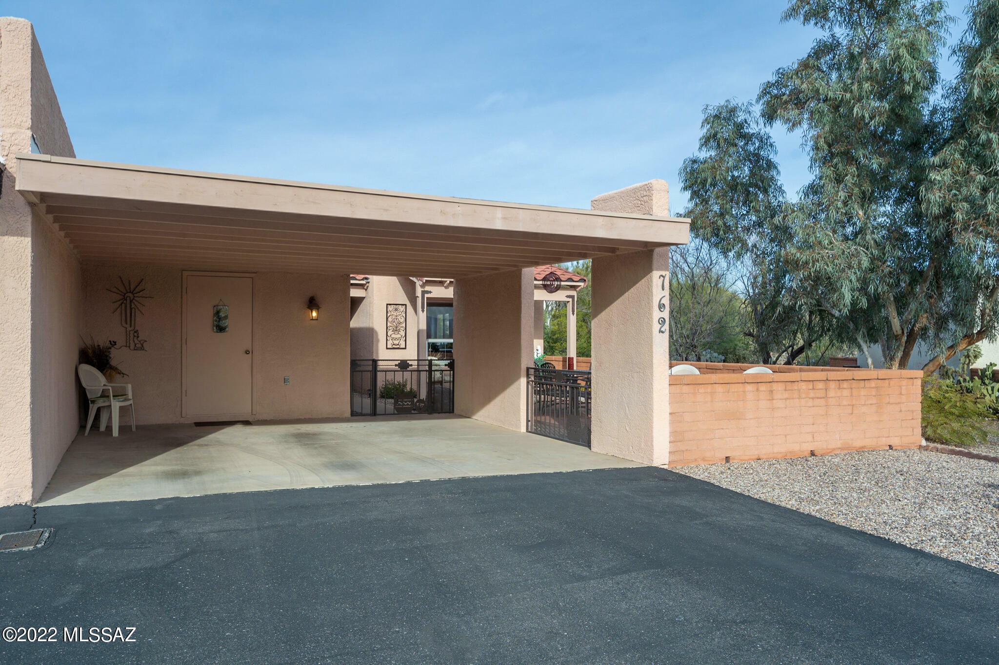 Property Photo:  762 W Rio San Pedro  AZ 85614 