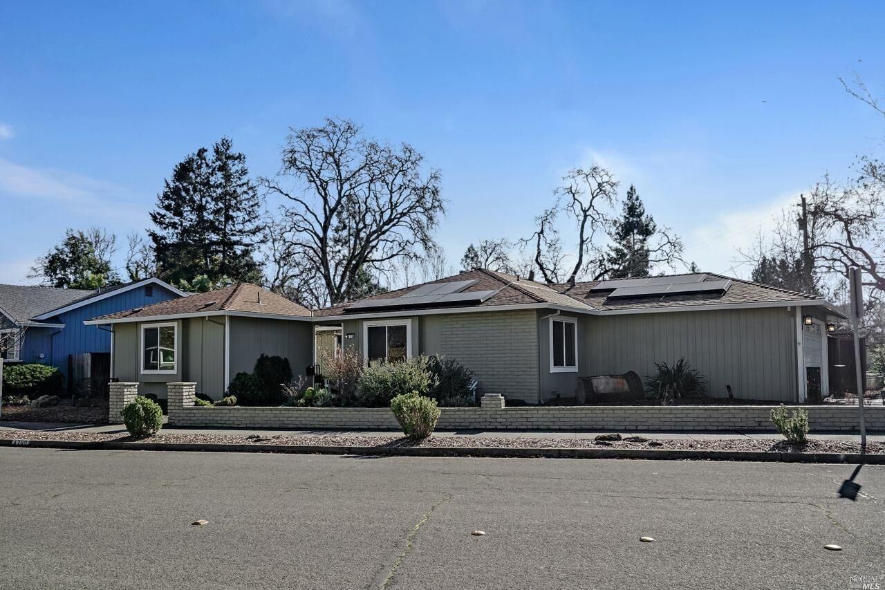 Property Photo:  4700 Stonehedge Drive  CA 95405 