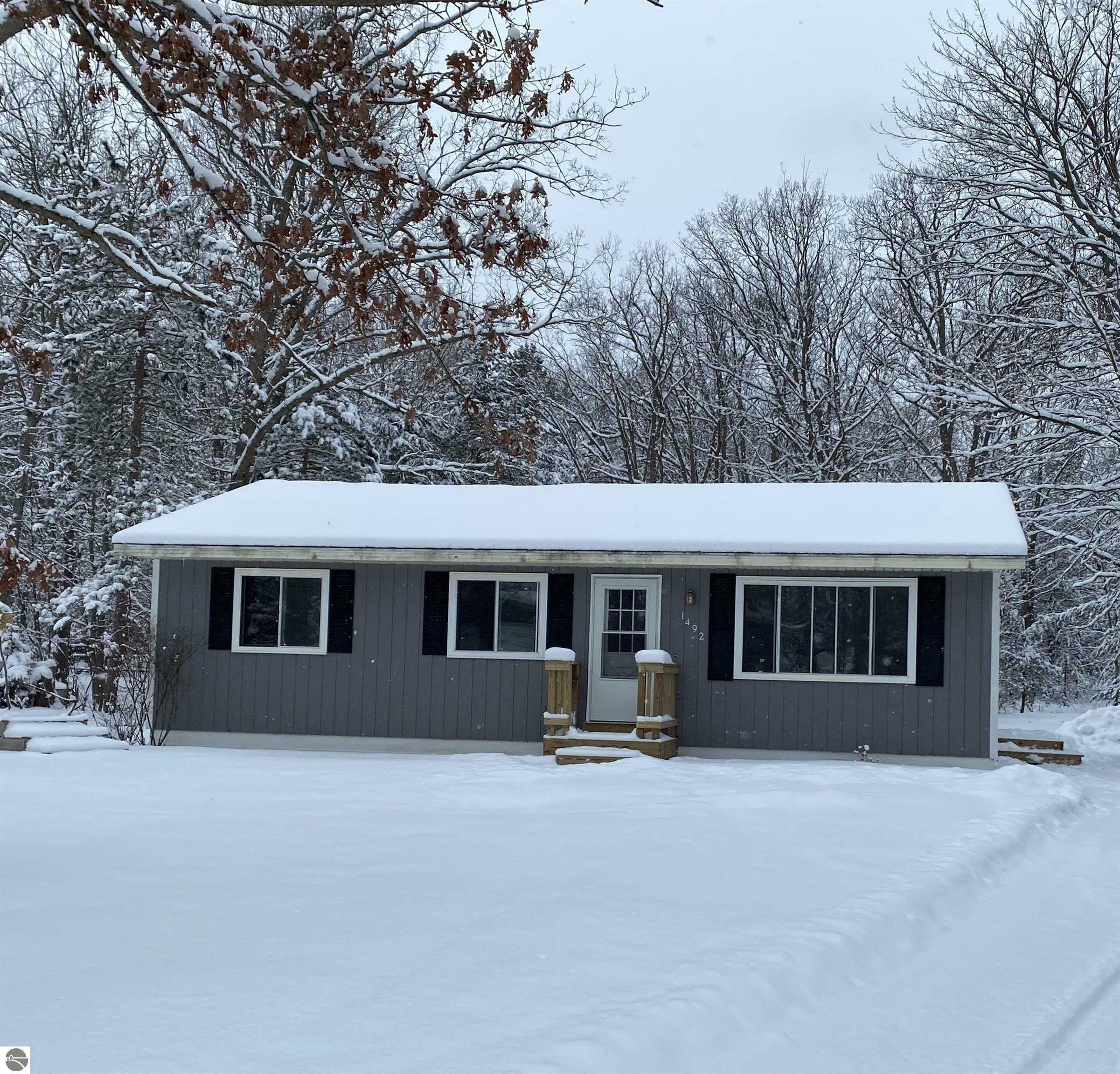 Property Photo:  1492 Innwood North  MI 49617 