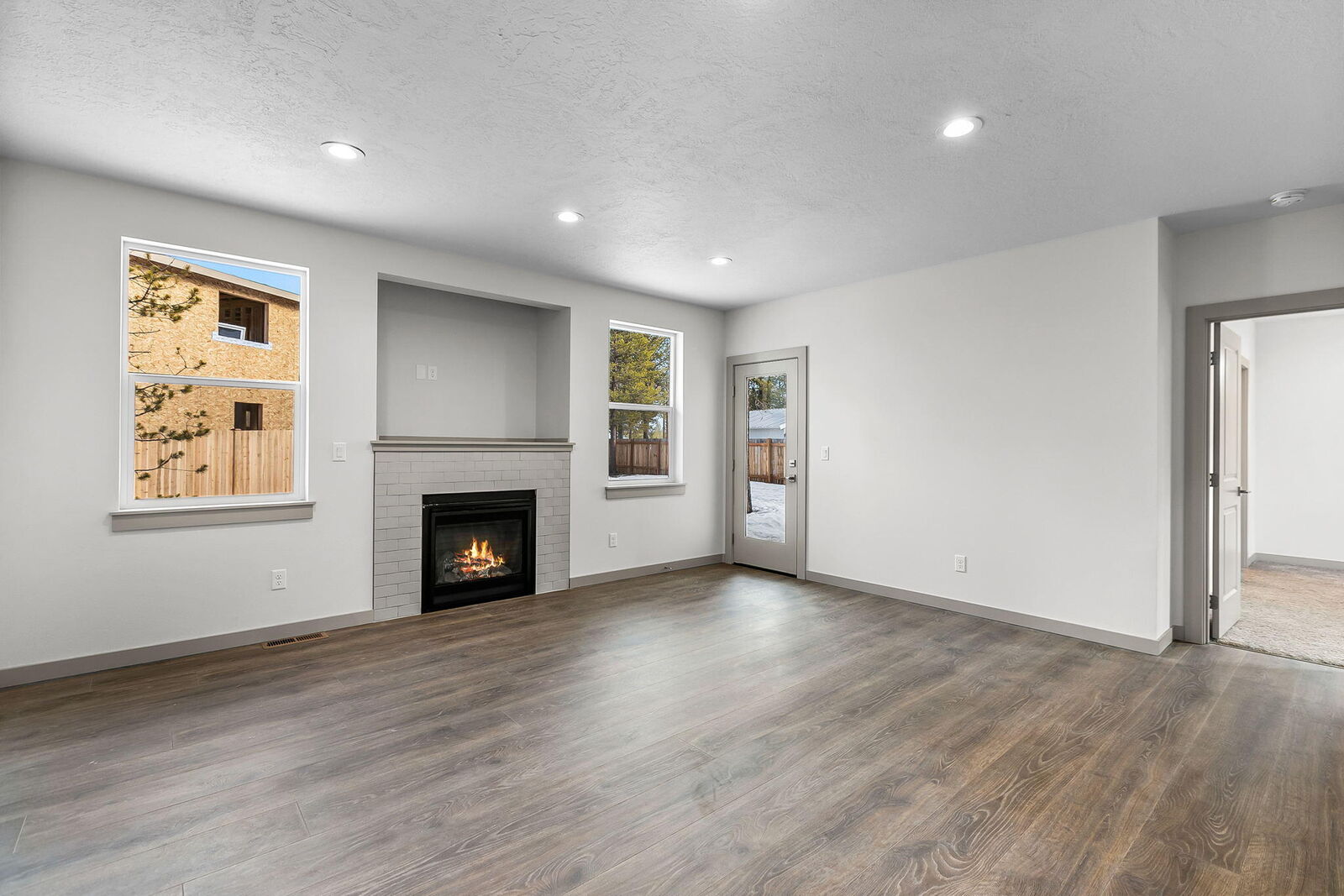Property Photo: 16488 Carter Court OR 97739