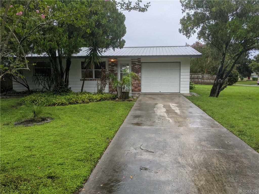 Property Photo:  6029 60th Street N  FL 33709 