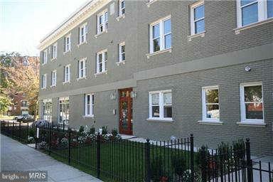 Property Photo:  1352 Longfellow Street NW 207  DC 20011 