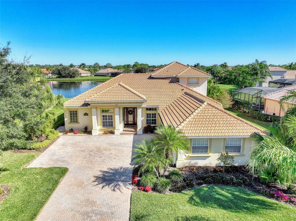 Property Photo:  1526 Creek Nine Drive  FL 34291 