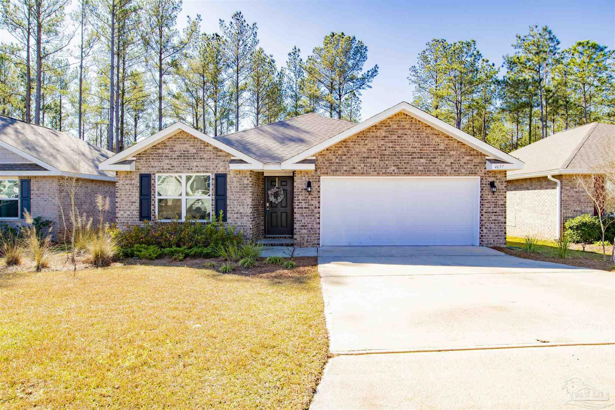 Property Photo: 4637 Integrity Ct FL 32570