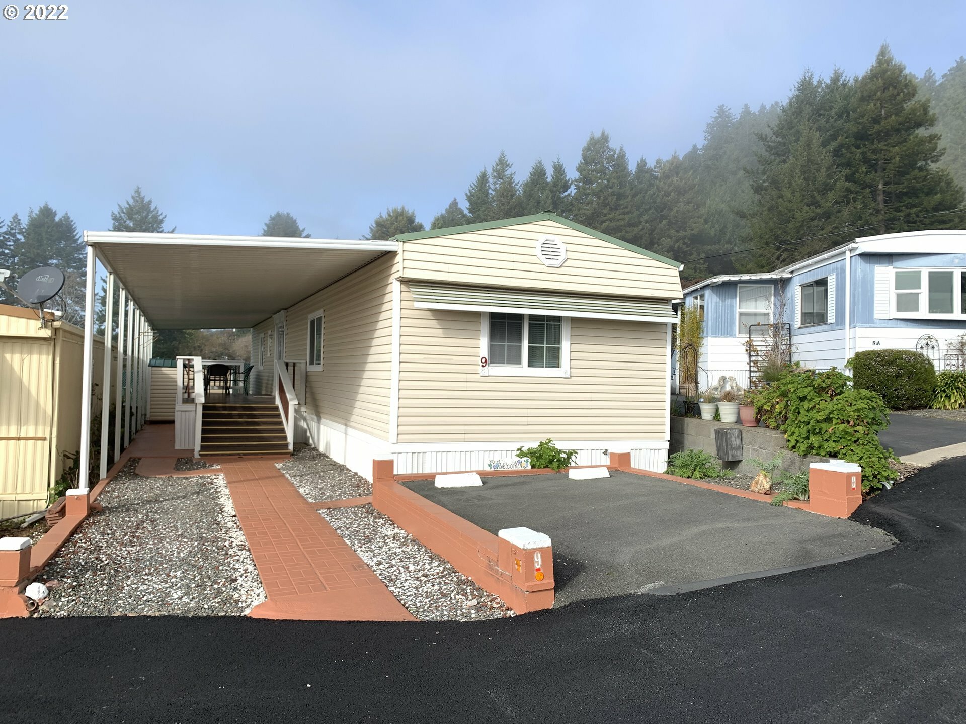 Property Photo:  15765 Hwy 101 Sp 9  OR 97415 