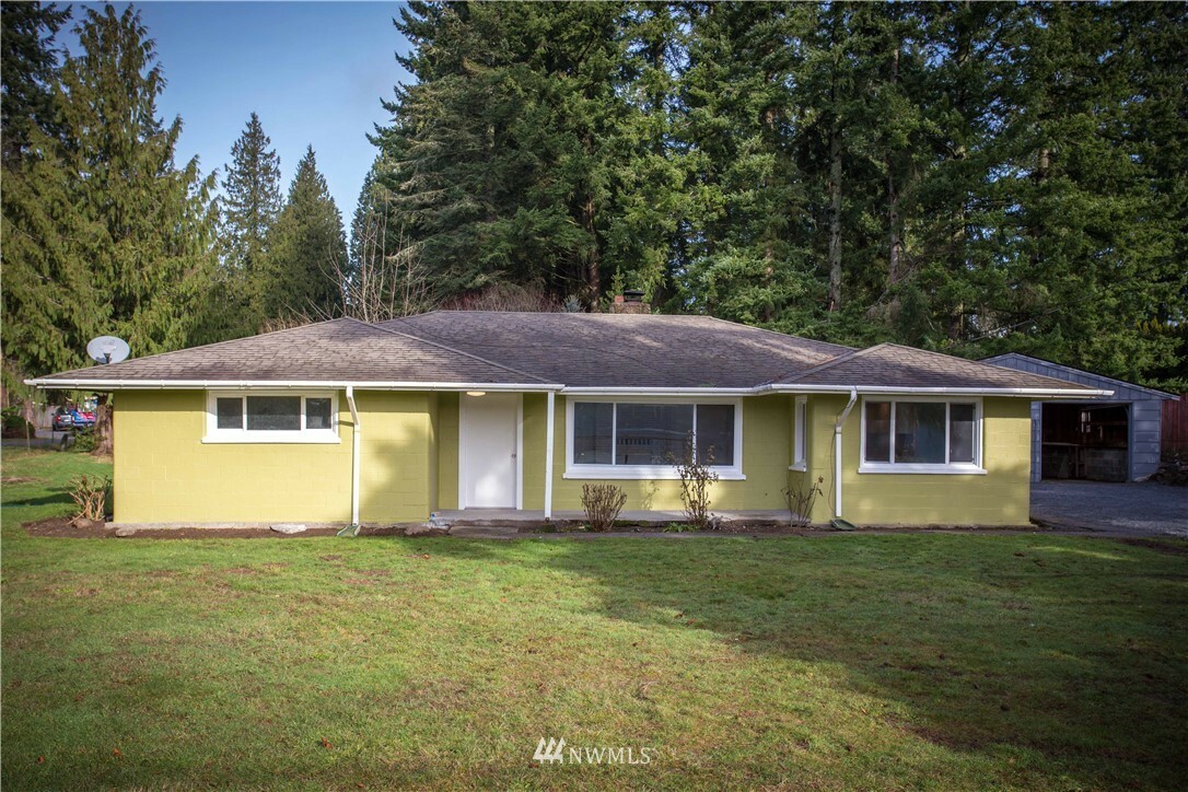 Property Photo:  2209 Lakewood Road  WA 98223 