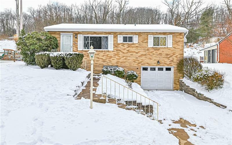 Property Photo:  117 Rangley Dr  PA 15209 